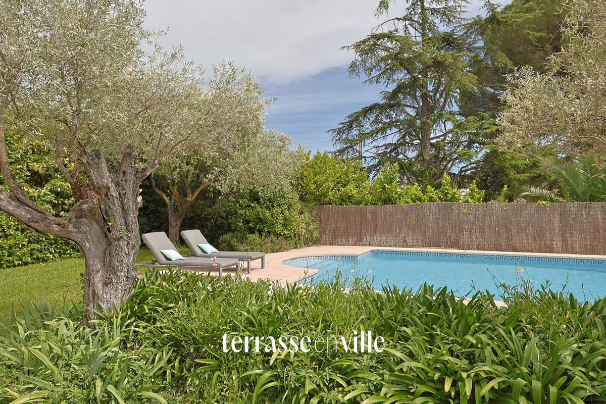 Maison de caractère avec un bel espace piscine, détente, sans vis-à-vis - 3
