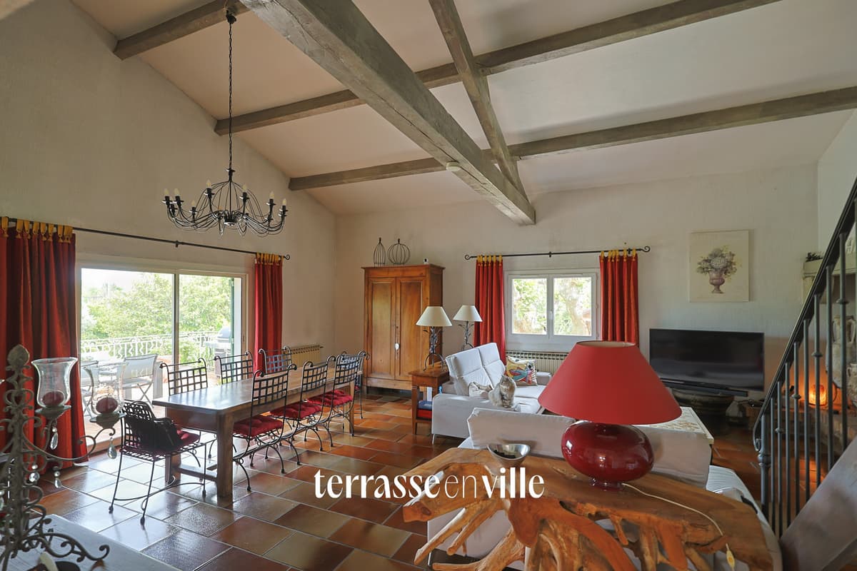 Maison de caractère avec un bel espace piscine, détente, sans vis-à-vis - 7