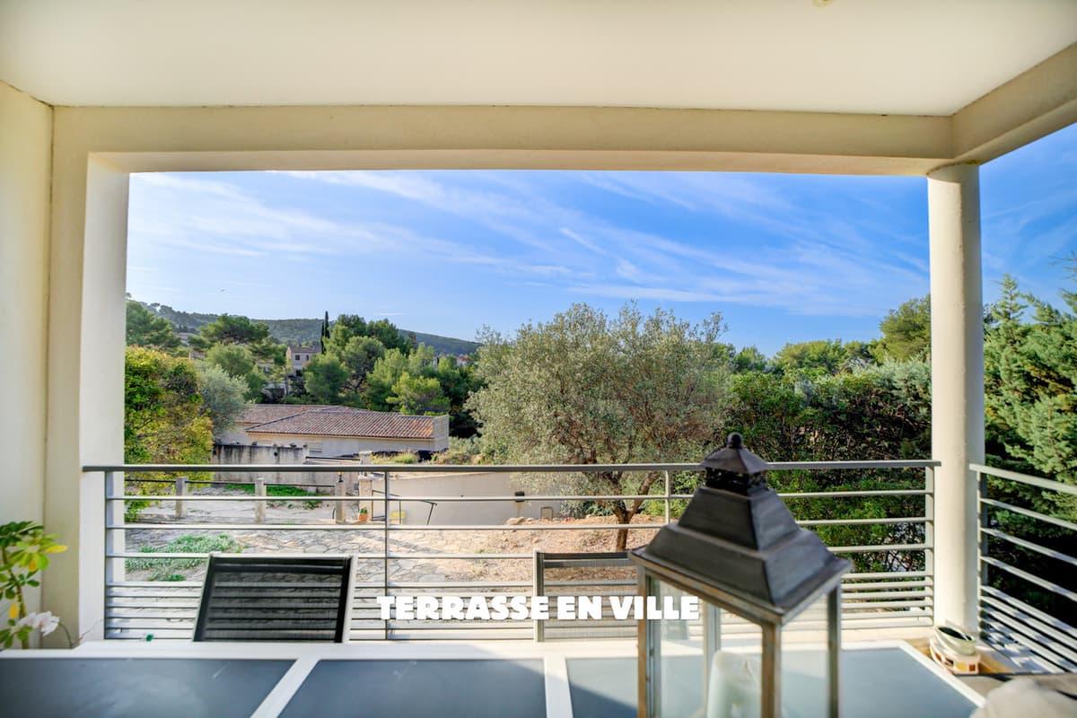 EXCLUSIVITE CEYRESTE - PROCHE VILLAGE - VILLA 130 M2 - T5 - JARDIN 1354 M2 - VUE DEGAGEE - GARAGE - 7