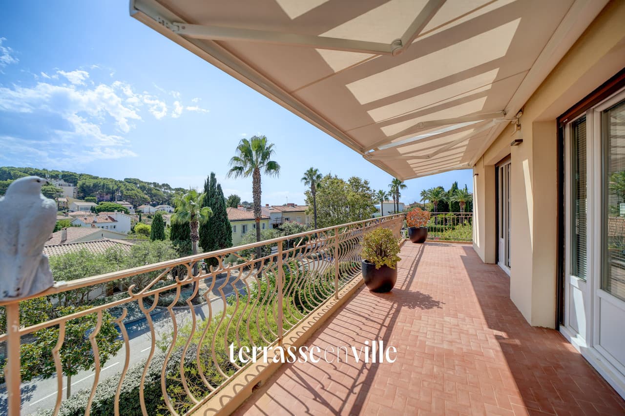 SANARY PORTISSOL T3 85 m2 | TERRASSES 40 m2 | TOIT-TERRASSE PRIVATIF 80 m2 | VUE PANORAMIQUE 360o - 2