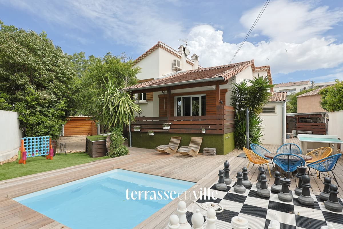 MAISON - TOULON EST - 125 M2 - 3 CHAMBRES - DEPENDANCE - PISCINE - PARKING - COMMERCE - JARDIN - 4