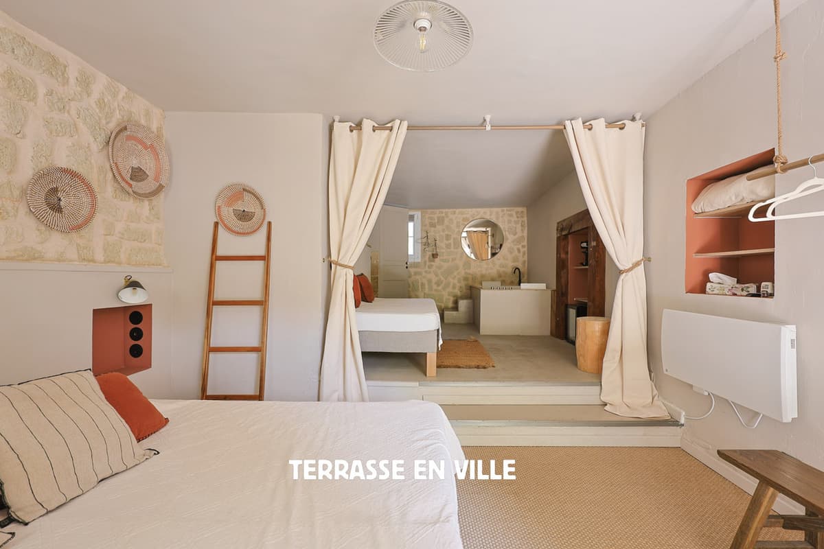 EVENOS - MAS DU 18ème - 400m2 - PISCINE - 4