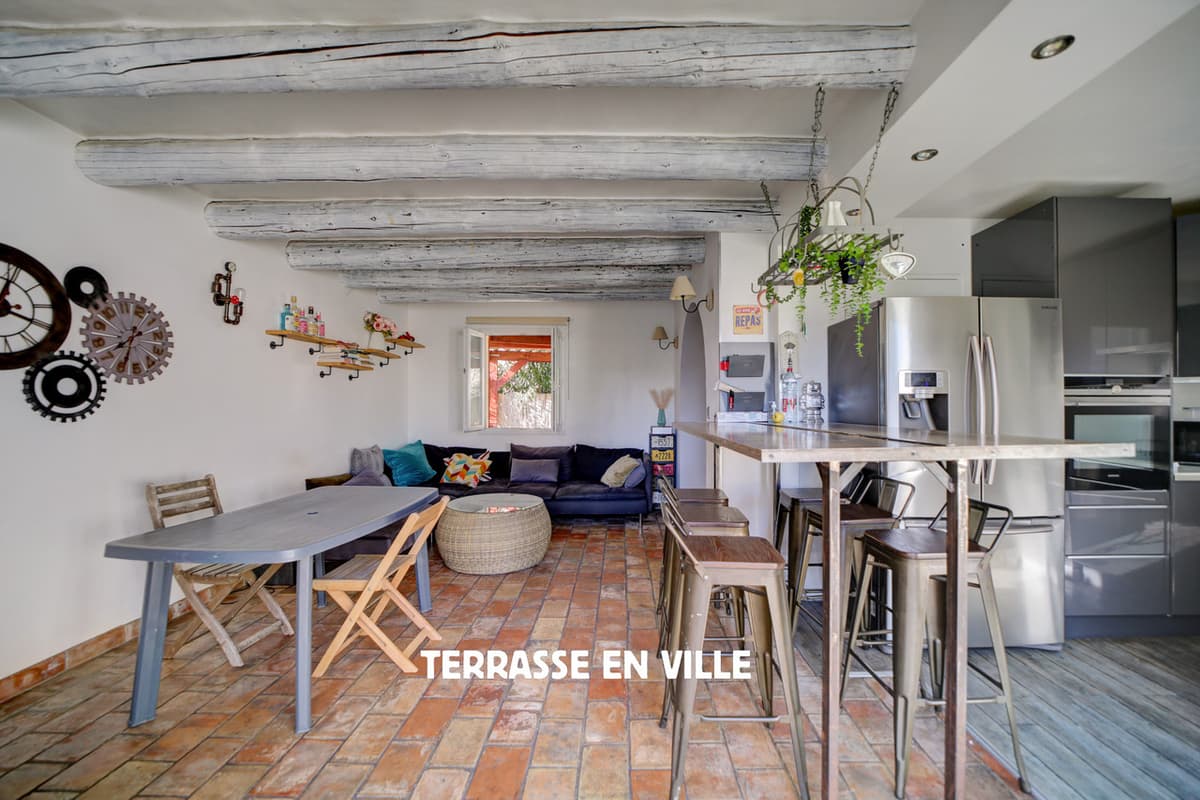 LA CIOTAT - MAISON INDIVIDUELLE - T4 - 91M2 - PISCINE - 4 PLACES DE PARKING - 550000€ - 7