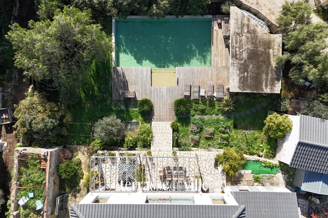 LA CIOTAT - CALANQUE FIGUEROLLES - VILLA ARBORÉE - T6 - 243 M2 - PISCINE - PARCELLE 1041 M2 - VUE MER - 1 690