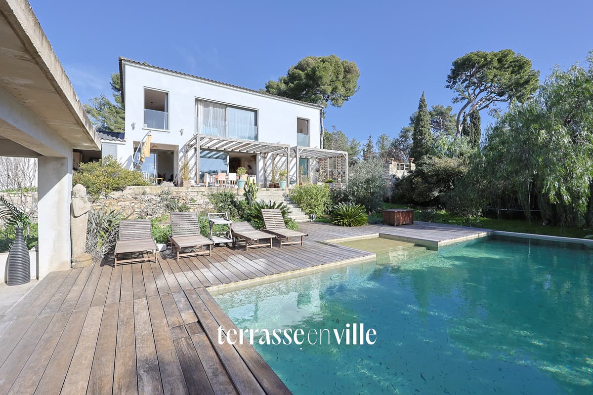 LA CIOTAT - CALANQUES - MAISON FAMILIALE - T6 - 204 M2 - PISCINE - PARCELLE 1041M2 - VUE MER - 1 - 1