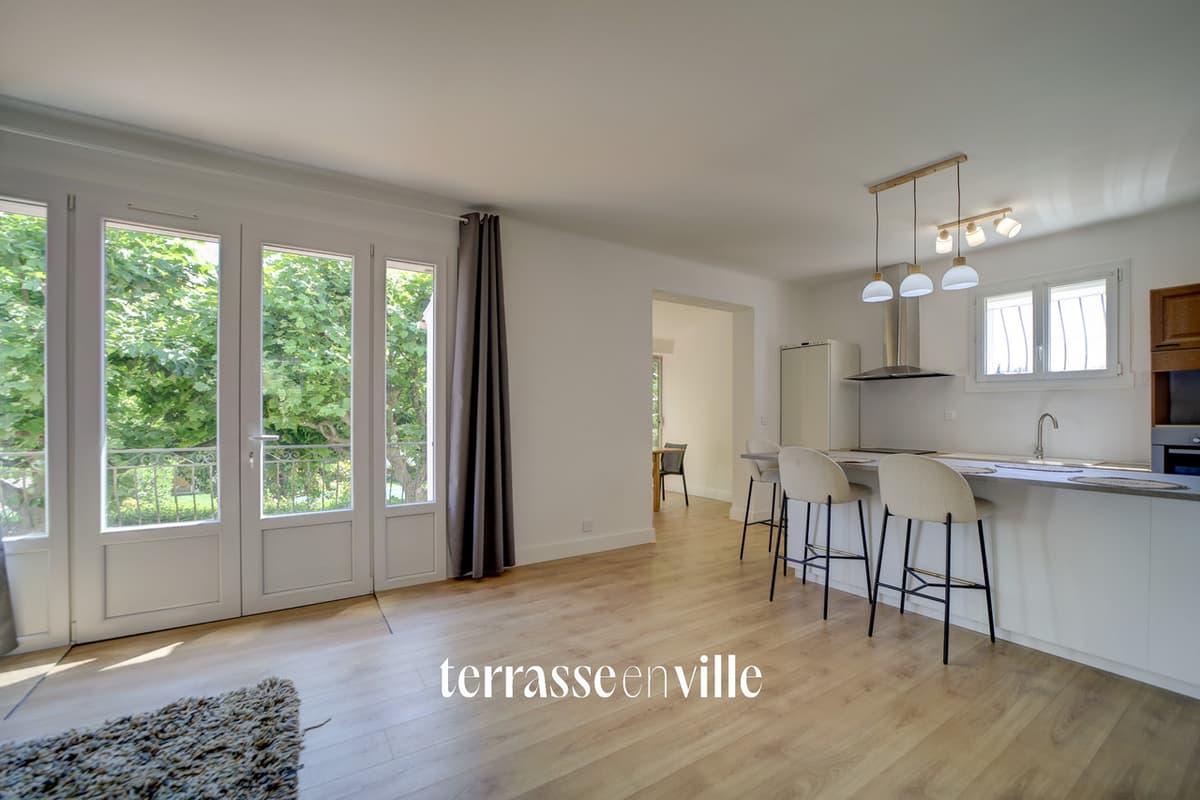 LA CIOTAT - PEYMIAN - APPARTEMENT 95 M2 RENOVE - TERRASSE - PARKINGS - PROCHE PLAGES - 499 000 € - 7