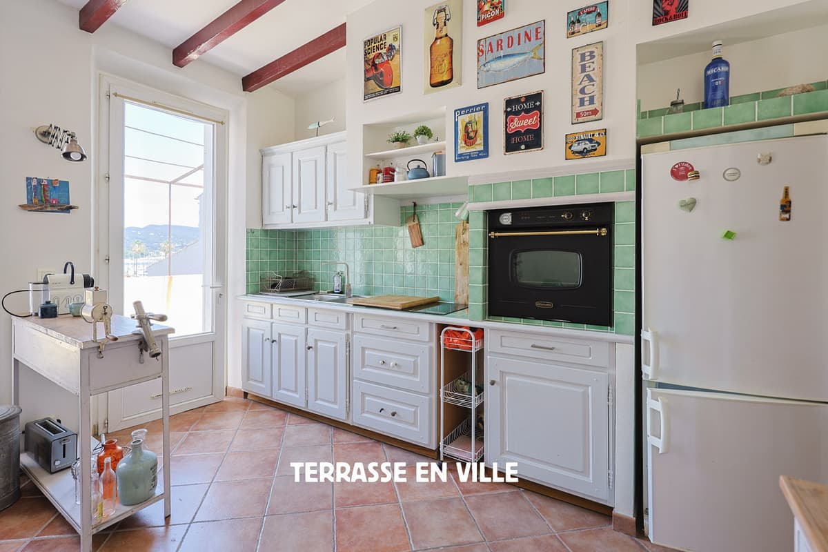 LA CIOTAT - GRAND T3 STYLE LOFT - 68M2 - TERRASSE 14M2 - PROCHE PORT ET PLAGES - DERNIER ETAGE - 399 000€ - 5