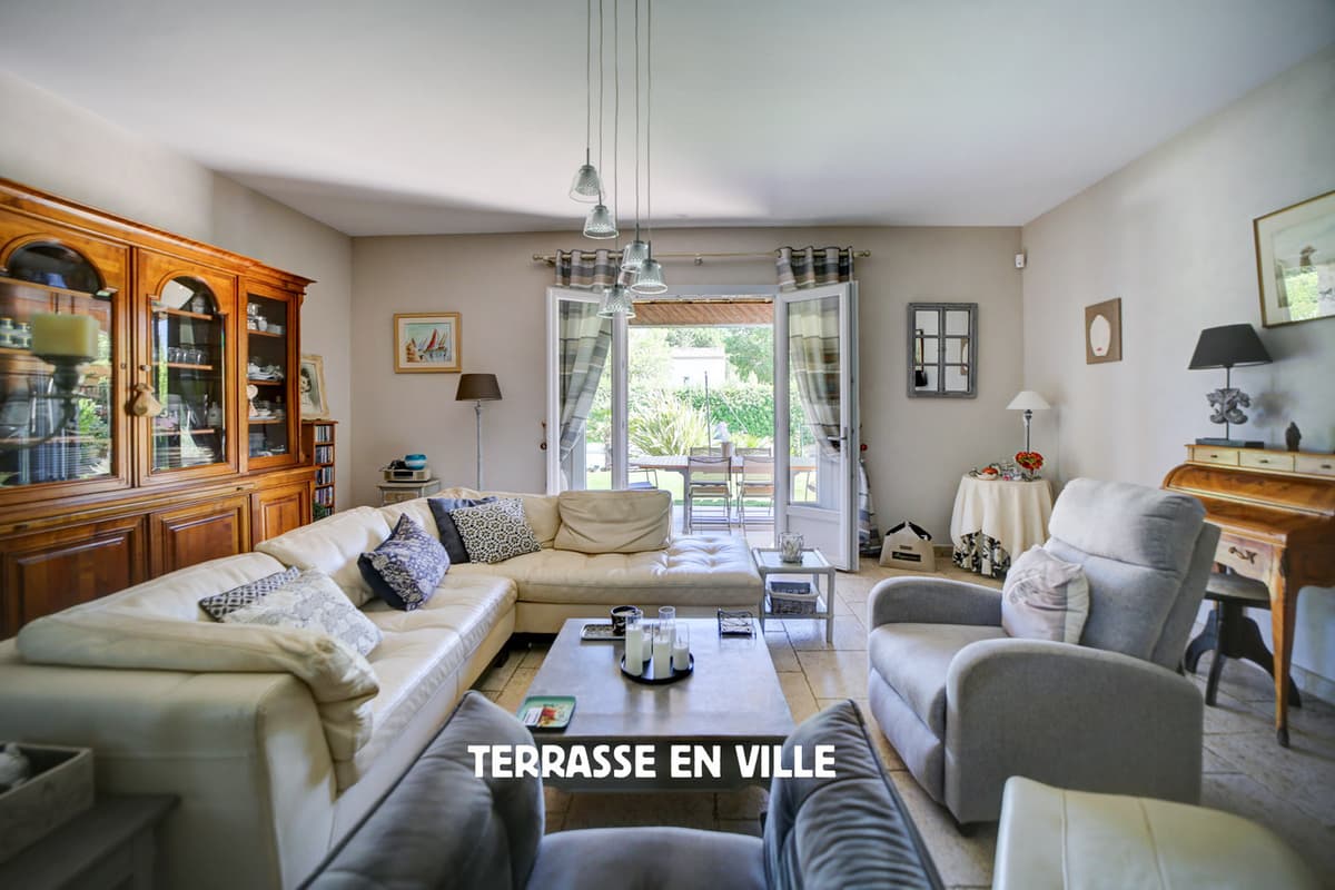 ST ZACHARIE - PROCHE CENTRE VILLAGE - MAISON FAMILIALE T5 - JARDIN - PISCINE - VUE - CALME - 649 000 € - 6
