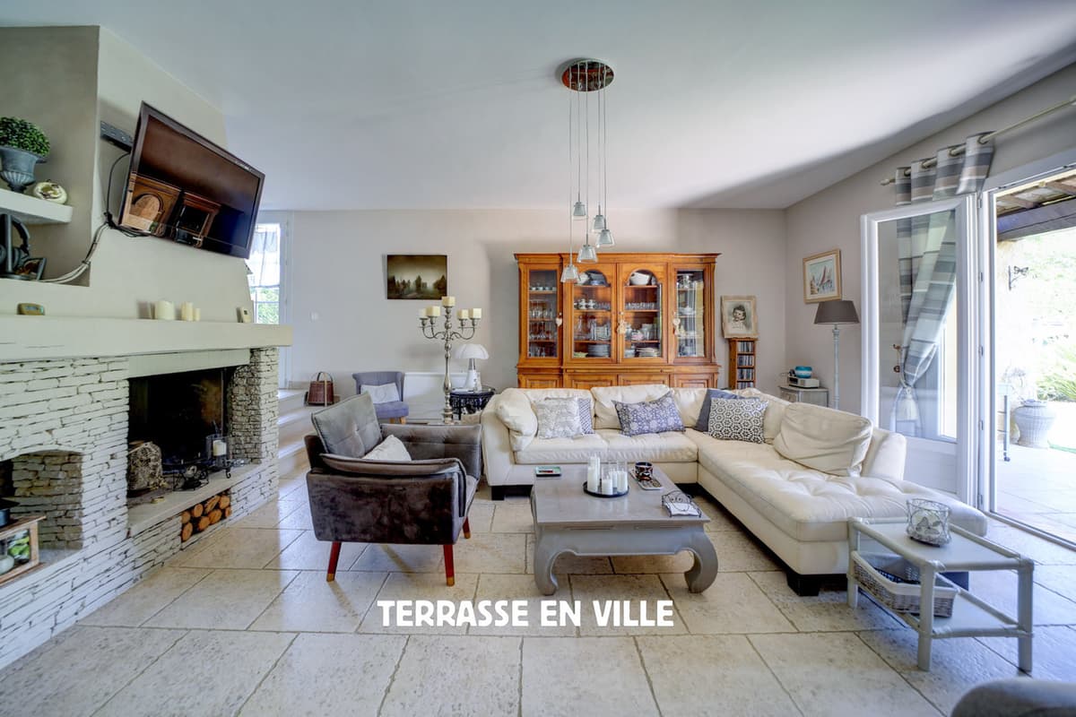 ST ZACHARIE - PROCHE CENTRE VILLAGE - MAISON FAMILIALE T5 - JARDIN - PISCINE - VUE - CALME - 649 000 € - 7