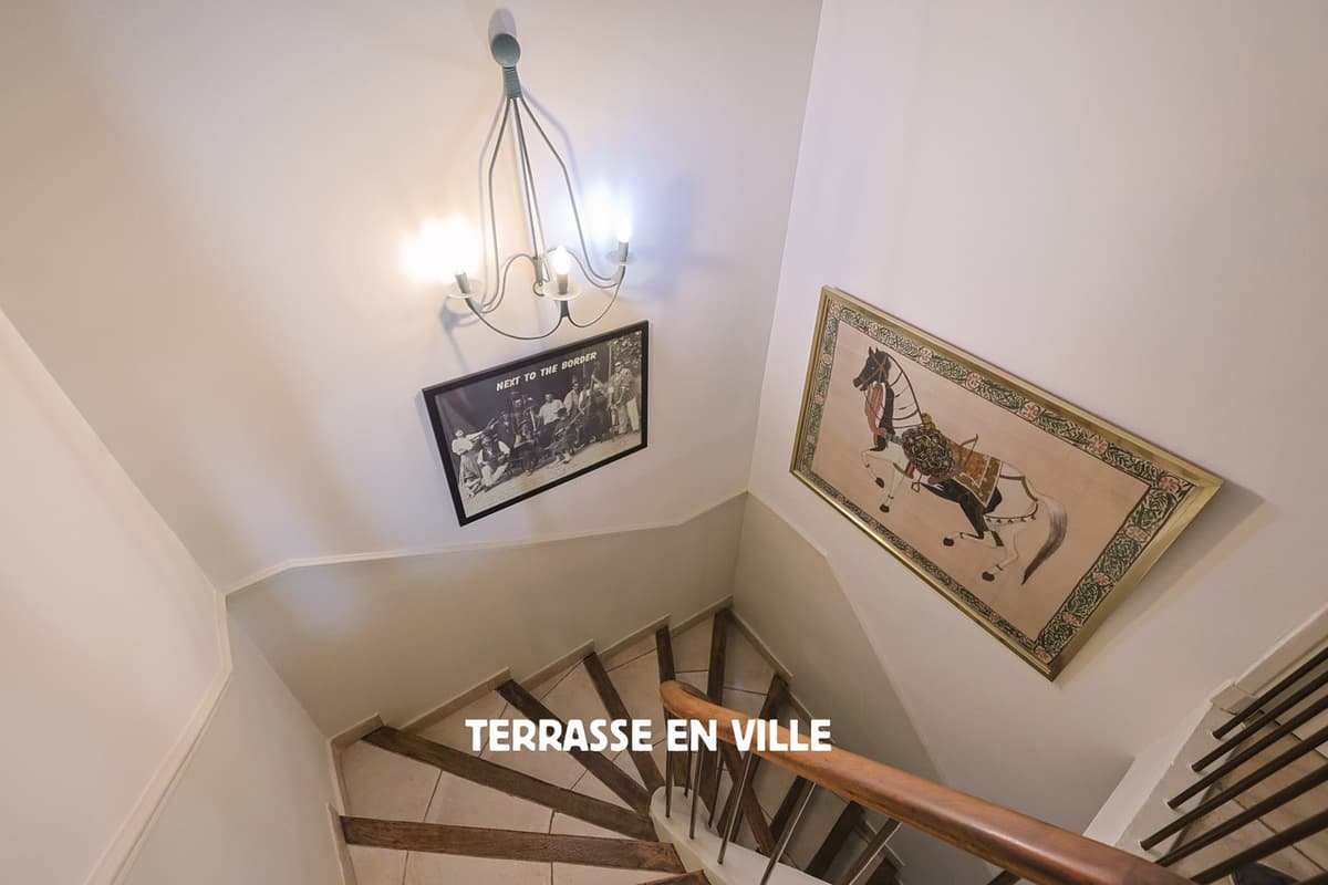 TOULON - MOURILLON - MAISON 1900 - T5 - 140M2 - DOUBLE GARAGE - PISCINE - 1 200 000€ - 7