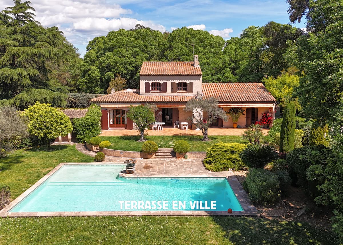 Hyères - Maison 217m2 - Parc 16000m2 - Piscine