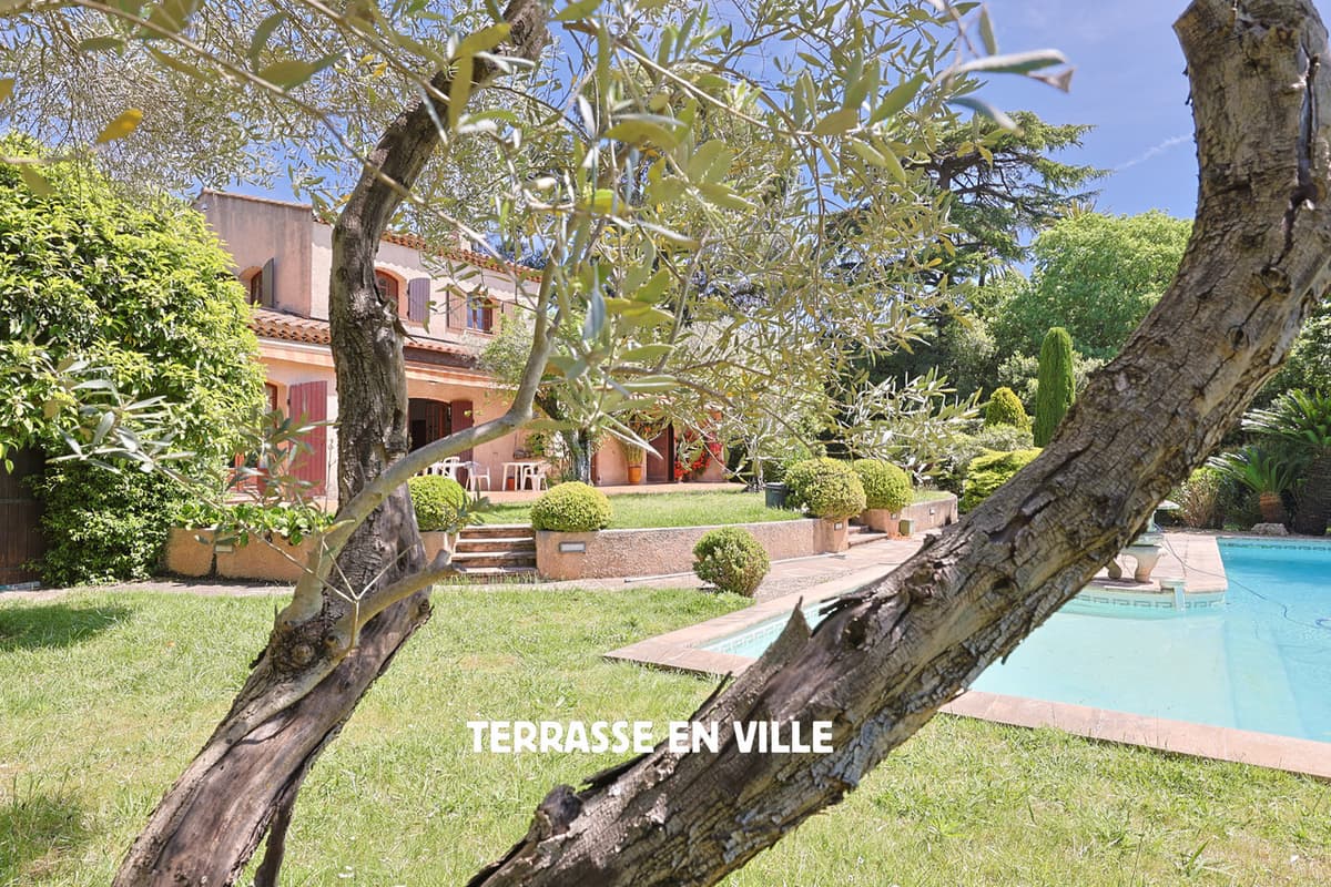 Hyères - Maison 217m2 - Parc 16000m2 - Piscine - 2