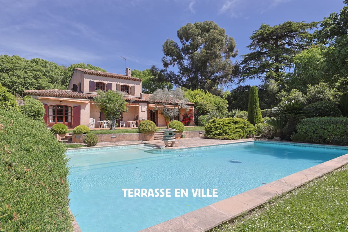 Hyères - Maison 217m2 - Parc 16000m2 - Piscine - 1