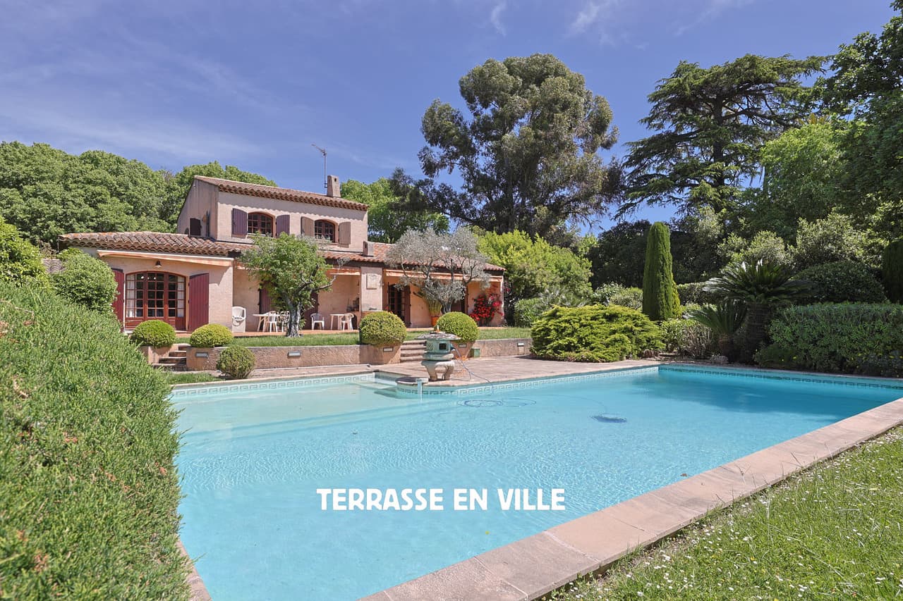 Hyères - Maison 217m2 - Parc 16000m2 - Piscine - 1