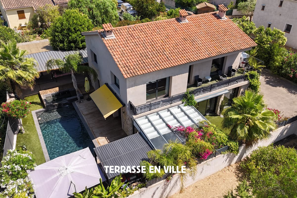 MAISON 218M2 QUARTIER BEAUCOURS