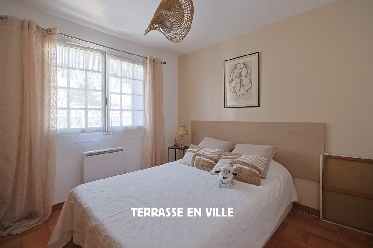 LA SEYNE REZ-DE-JARDIN - 4