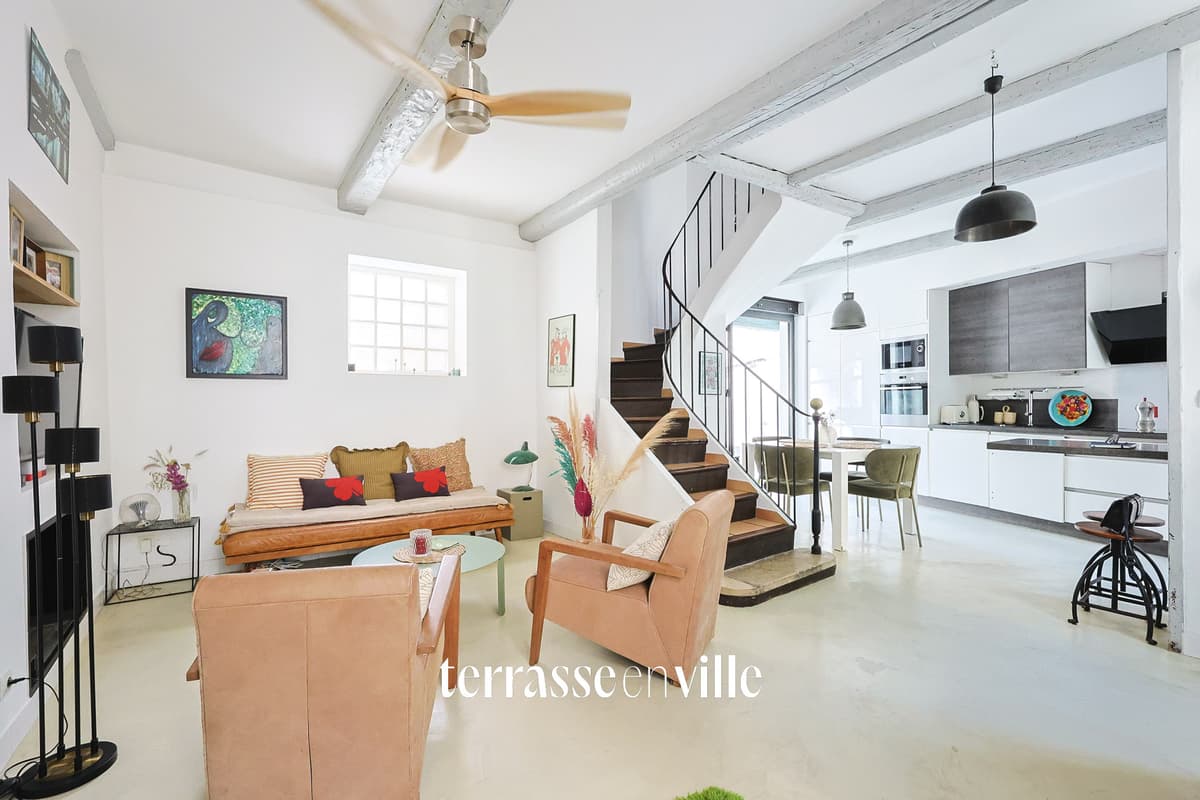 MAISON DE VILLE T4 - 102M2 - JARDIN - CAVE - PORT A PIED - 598 000€ - 1
