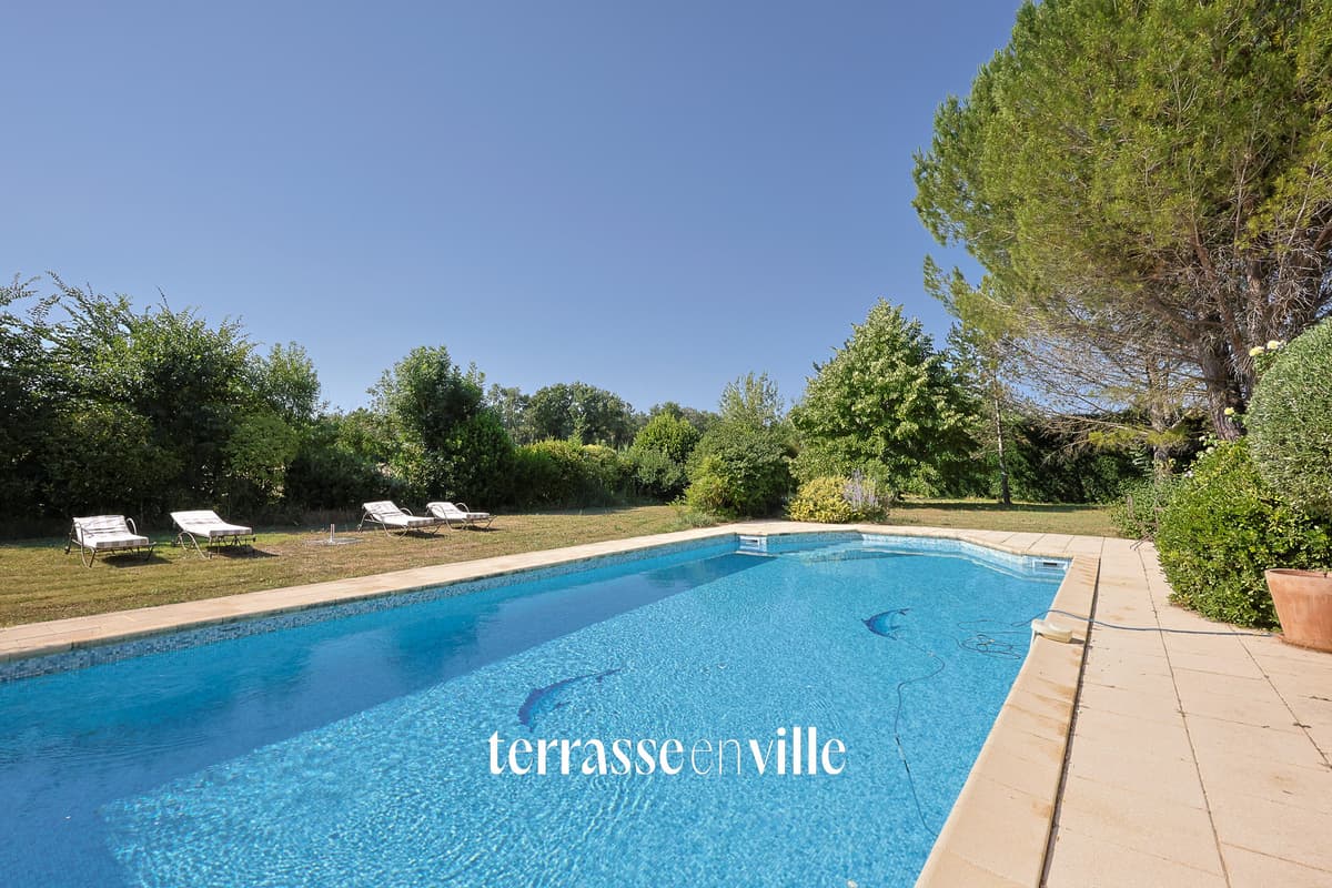 PUYRICARD - MAISON PISCINE - DEPENDANCE - JARDIN 4000 M2 - 1 149 000 € - 4