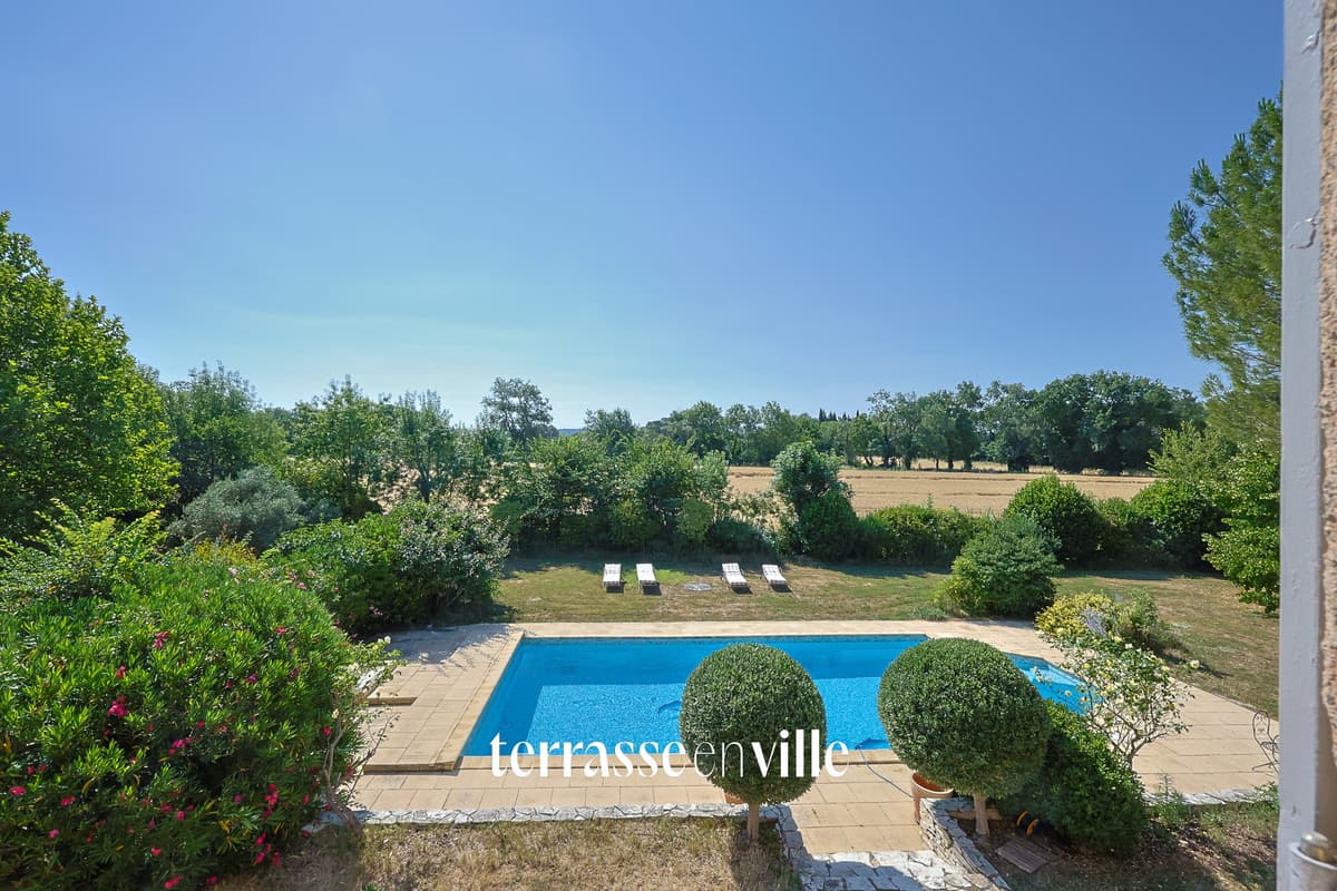 PUYRICARD - MAISON PISCINE - DEPENDANCE - JARDIN 4000 M2 - 1 149 000 € - 1