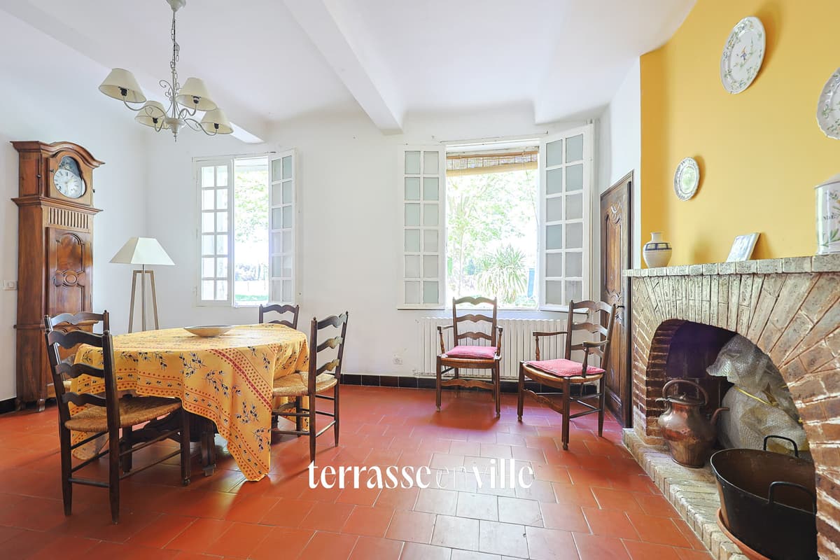 AIX-EN-PROVENCE - MAS ANCIEN - 250 m2 JARDIN - 987 000 € - 7