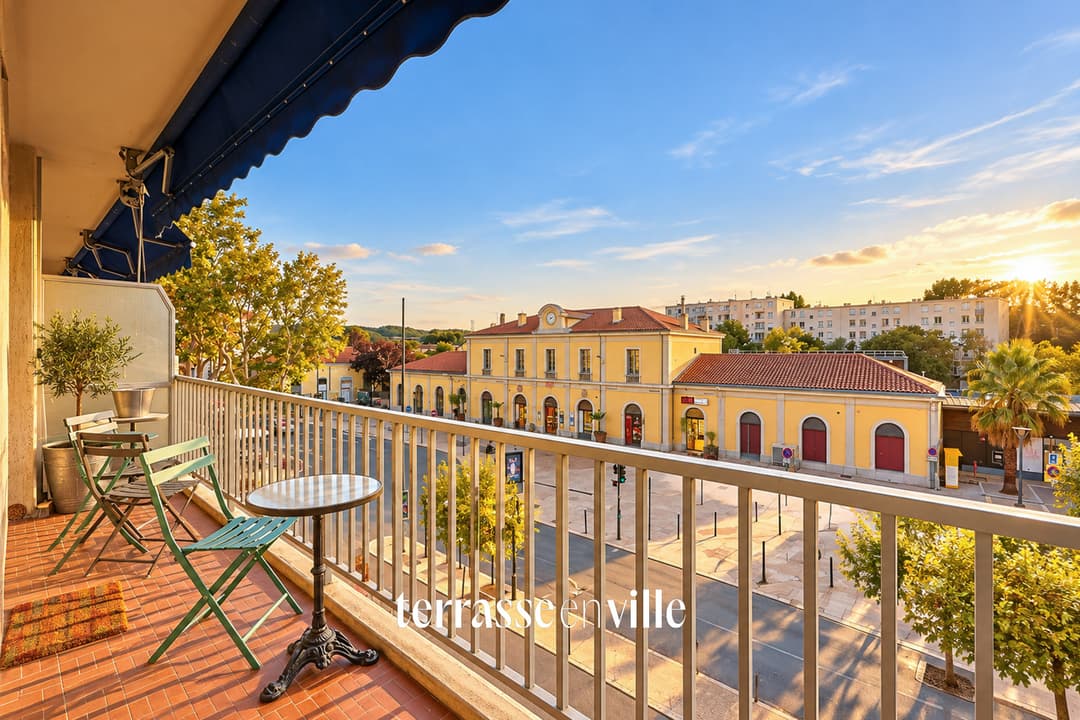 AIX EN PROVENCE - QUARTIER DE LA GARE - APPARTEMENT T2 -TERRASSE - 44 M2 - 245 000 € -