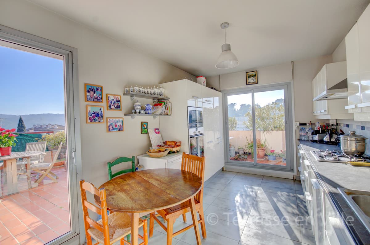 AIX EN PROVENCE - DUPLEX - T5 - TERRASSE - 695 000 € - 7