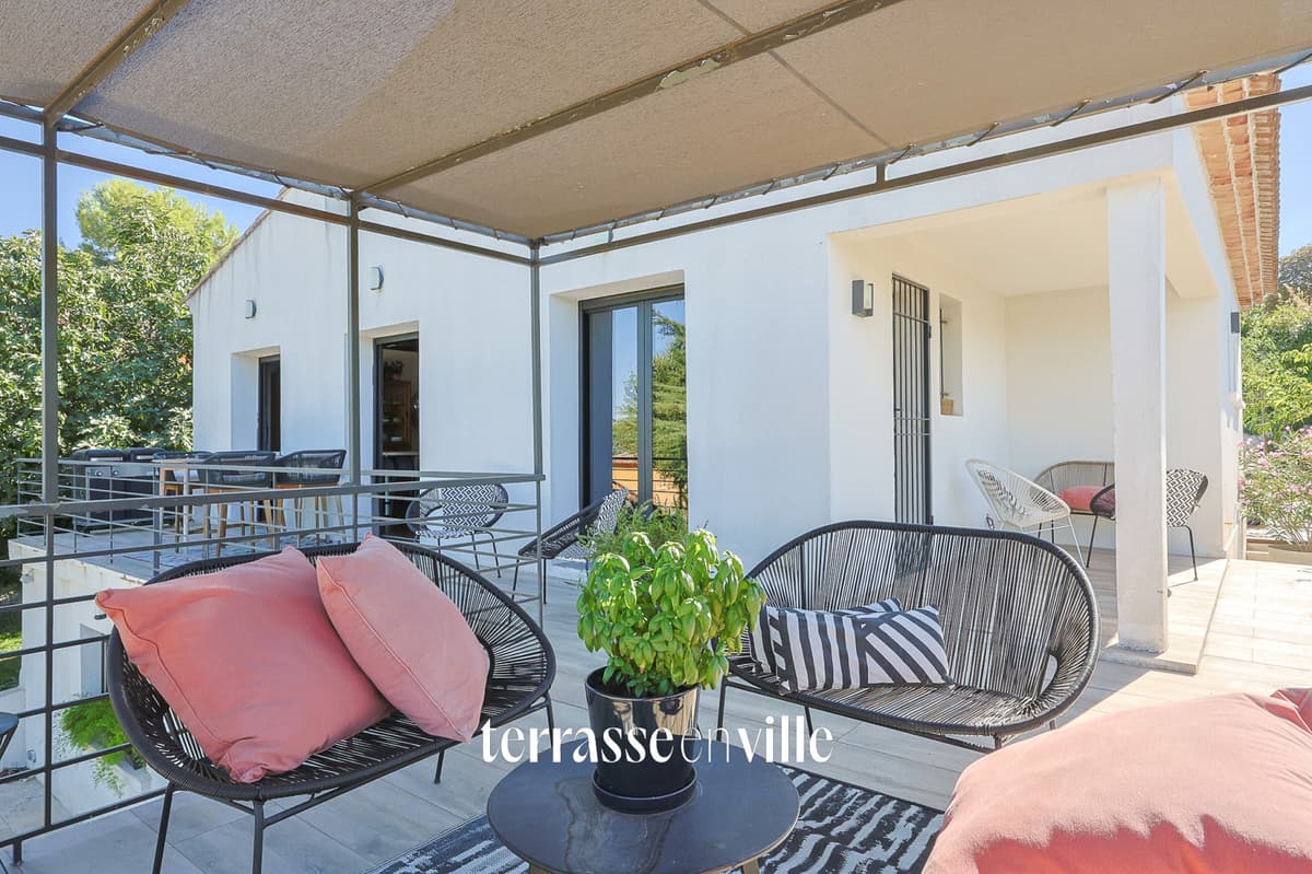 EXCLUSIVITE - CELONY - MAISON - PISCINE - 1 050 000 € - 6