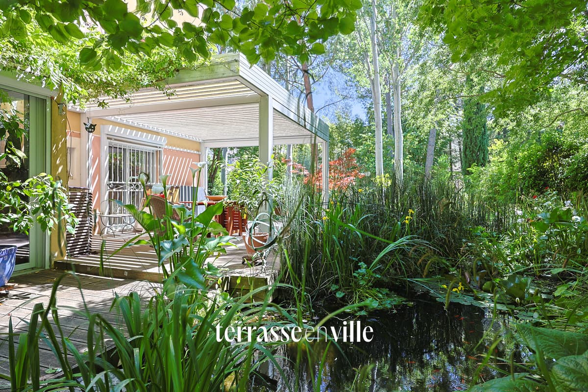 EXCLUSIVITÉ - AIX EN PROVENCE - CENTRE VILLE À PIED - APPARTEMENT T4 - 107M2 - JARDIN 900M2 - 895 000€