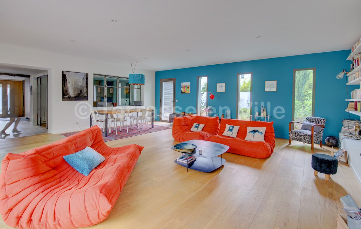 PUYRICARD - CENTRE VILLAGE - MAISON - 240 m2 - 1000 m2 de jardin - PISCINE - 1 335 000 € - 2