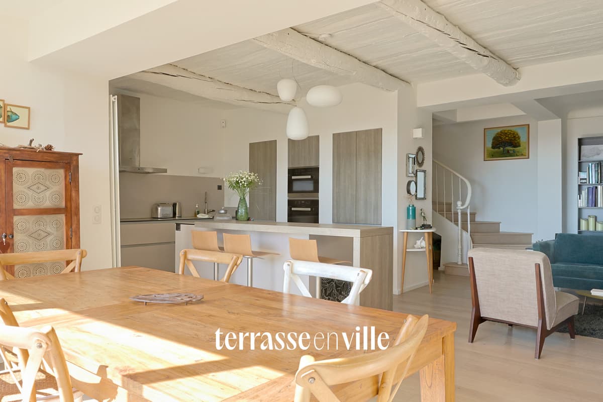 EGUILLES - MAISON T6 - TERRASSE - VUE - 898000 € - 7