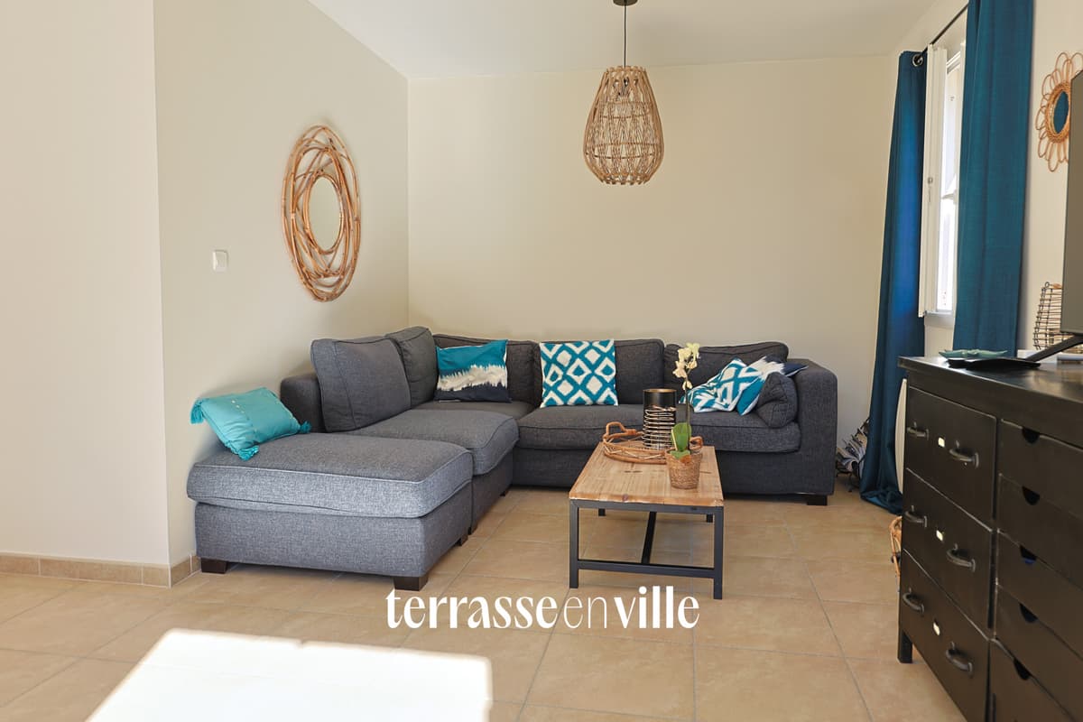 MAISON DE VILLE - LAMBESC - JARDIN - T4 - PISCINE 499 000 € - 5