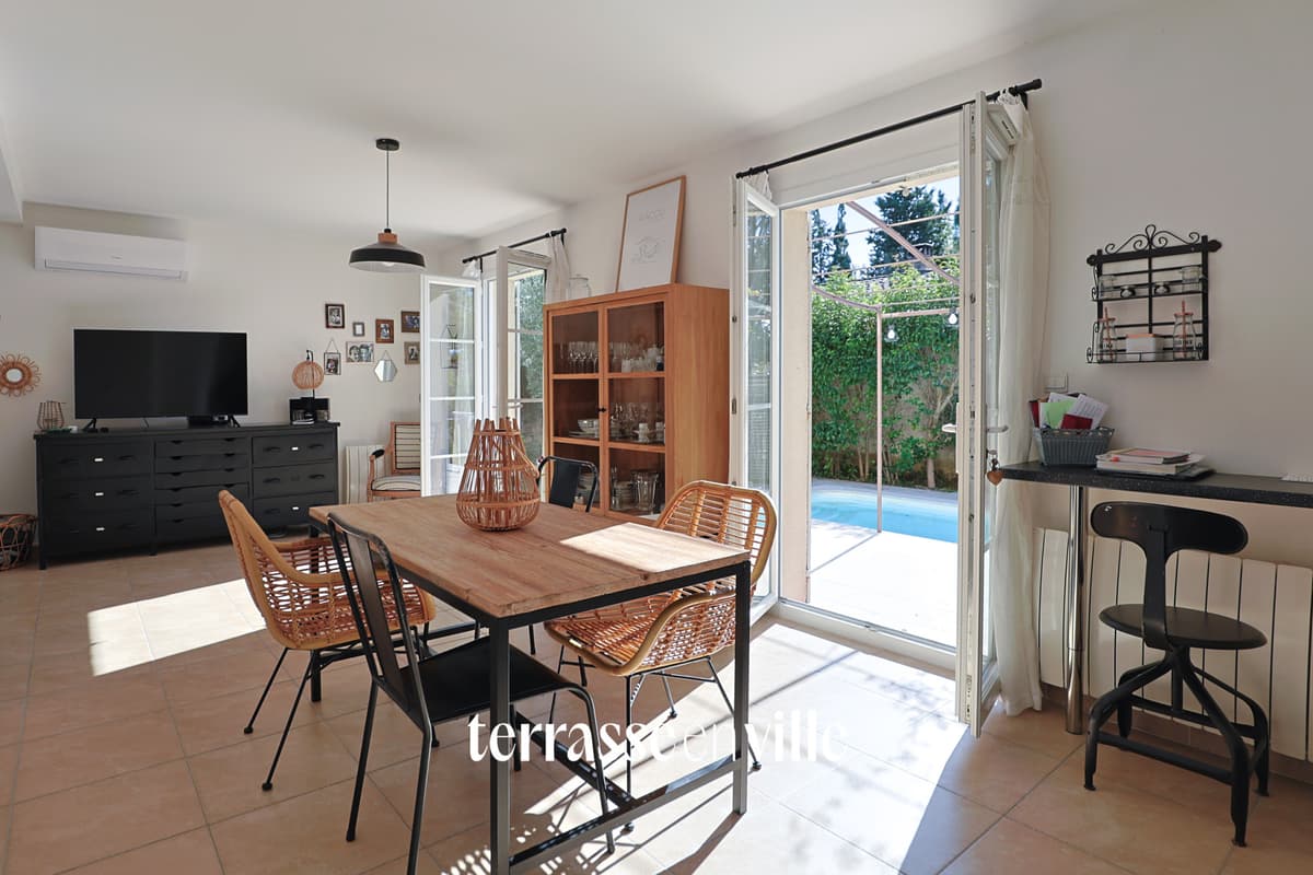 MAISON DE VILLE - LAMBESC - JARDIN - T4 - PISCINE 499 000 € - 4