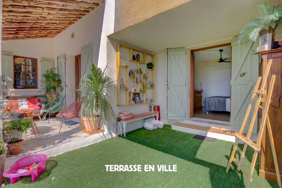 - SOUS COMPROMIS - EXCLUSIVITE - EGUILLES - MAISON - 180m2 - PISCINE - VUE - PARC 3000m2 - 1 080 000€ - 7