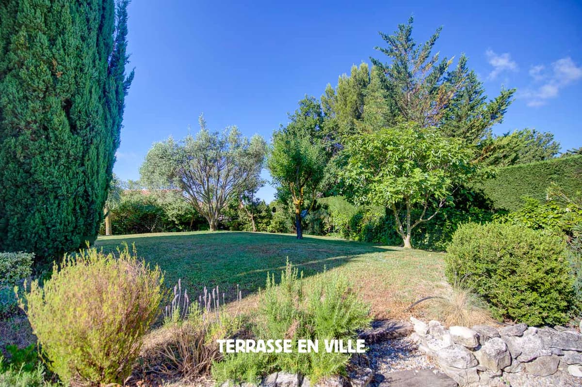 EGUILLES- BASTIDE 150 m2 - EGUILLES - 1 050 000 € - 5