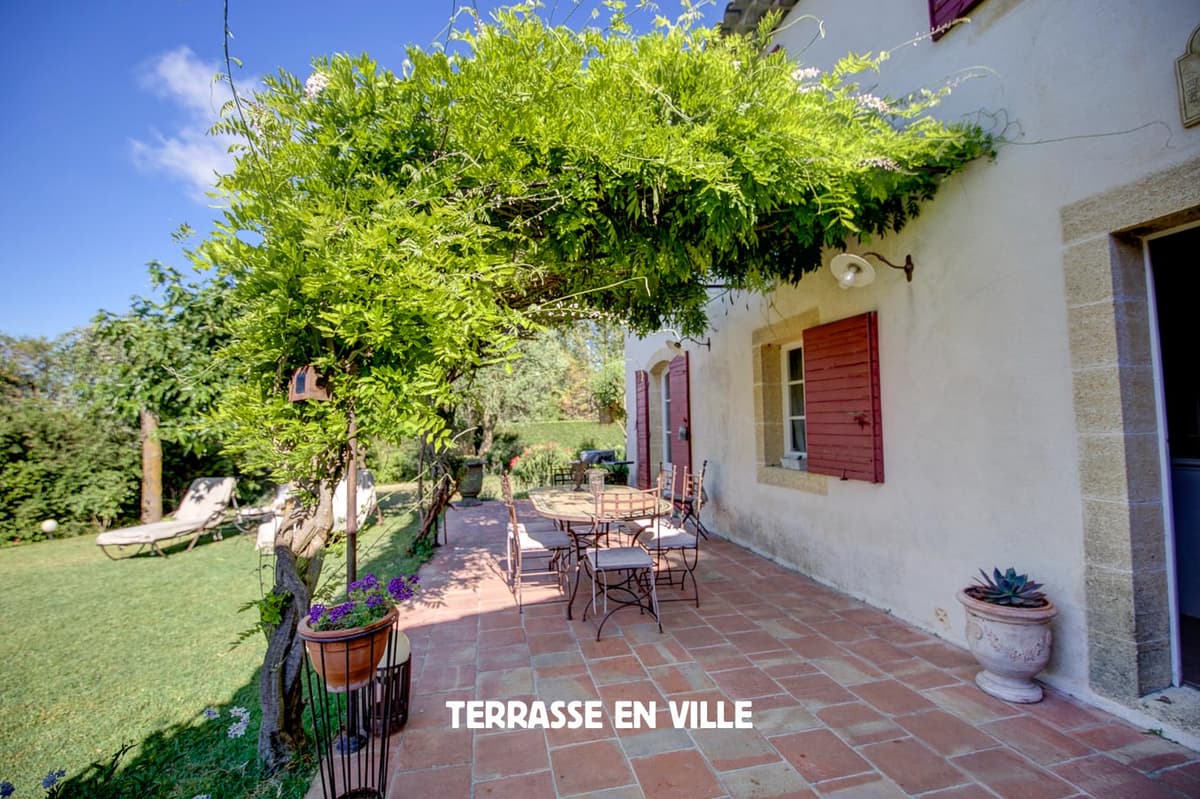 EGUILLES- BASTIDE 150 m2 - EGUILLES - 1 050 000 € - 4