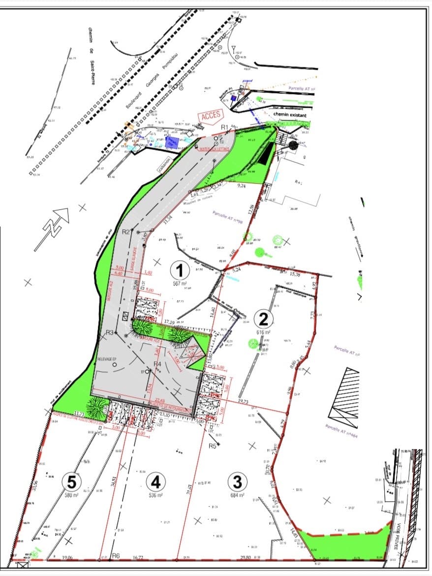 SALON DE PROVENCE - TERRAIN CONSTRUCTIBLE - 536m2 - 240 000€ - 2