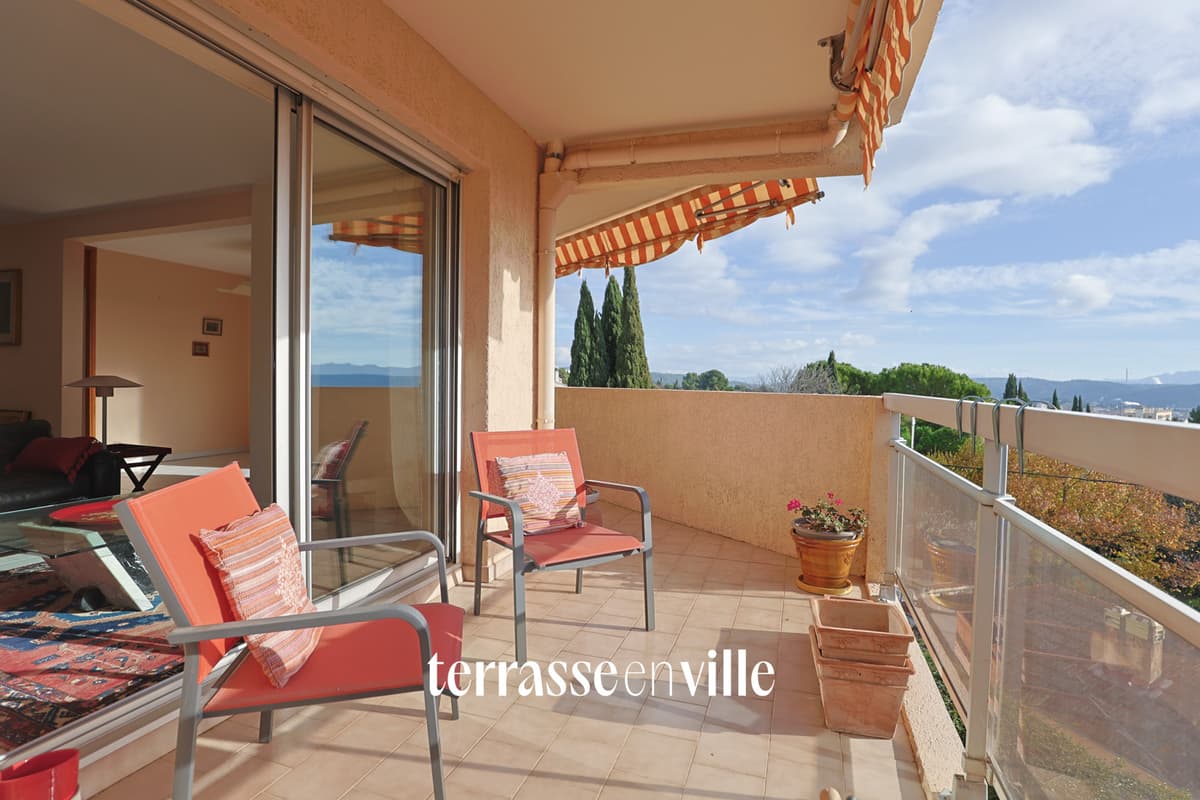 AIX-EN-PROVENCE — QUARTIER BRUNET — T5 — 102 M2 — TERRASSE — 497 000 €