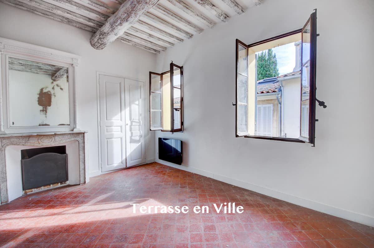 SOUS-COMPROMIS -AIX-EN-PROVENCE - CENTRE VILLE - DUPLEX - T3 TERRASSE - 470 000 € - 3