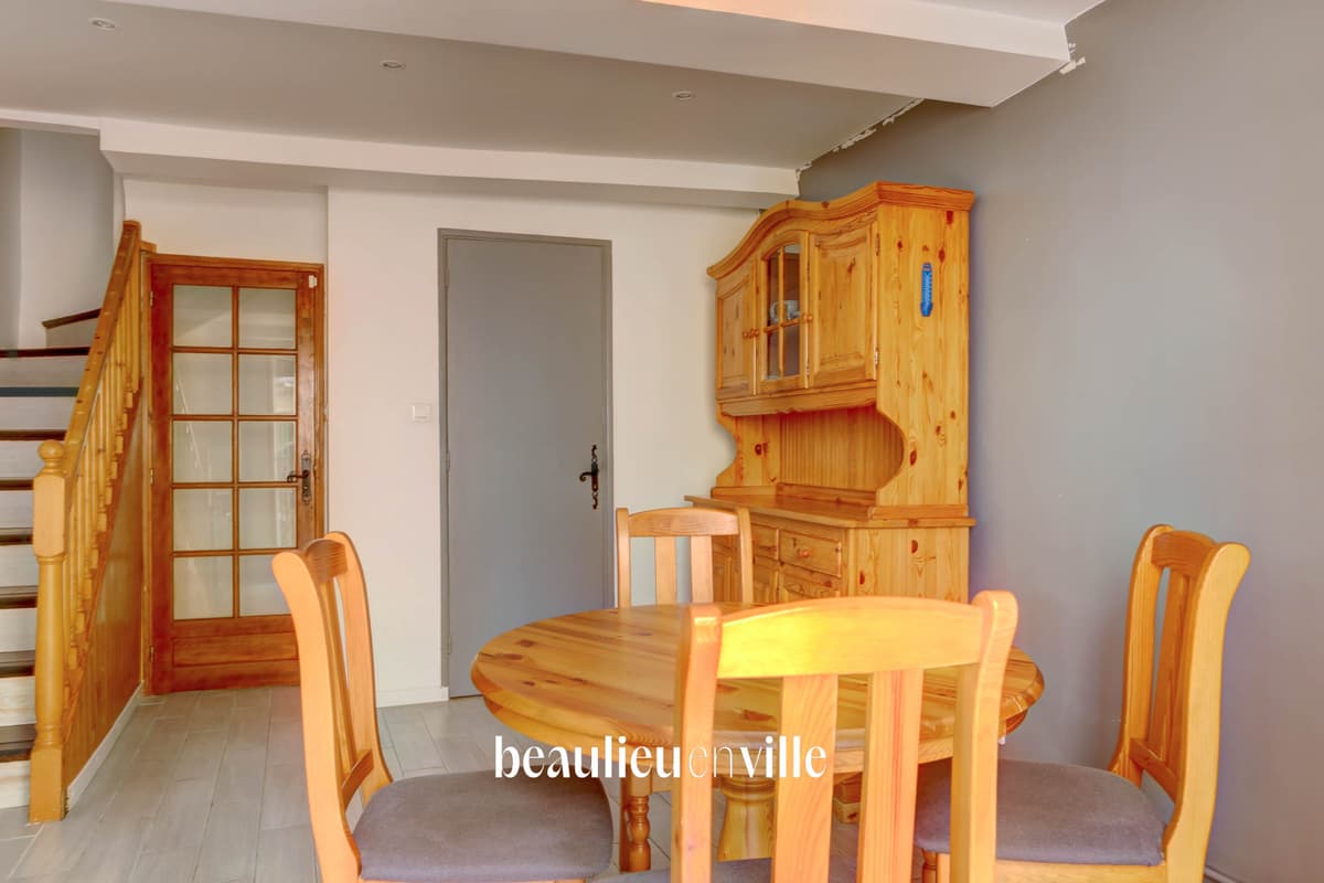 TRETS - MAISON DE VILLAGE - 3 PIÈCES - 84M2 - 210 000€ - 4
