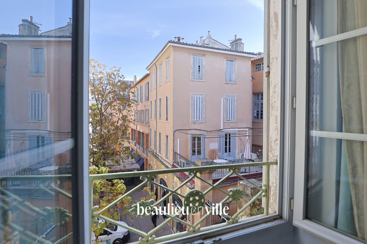 AIX-EN-PROVENCE - CENTRE HISTORIQUE - T3 - 480 000 € - 4
