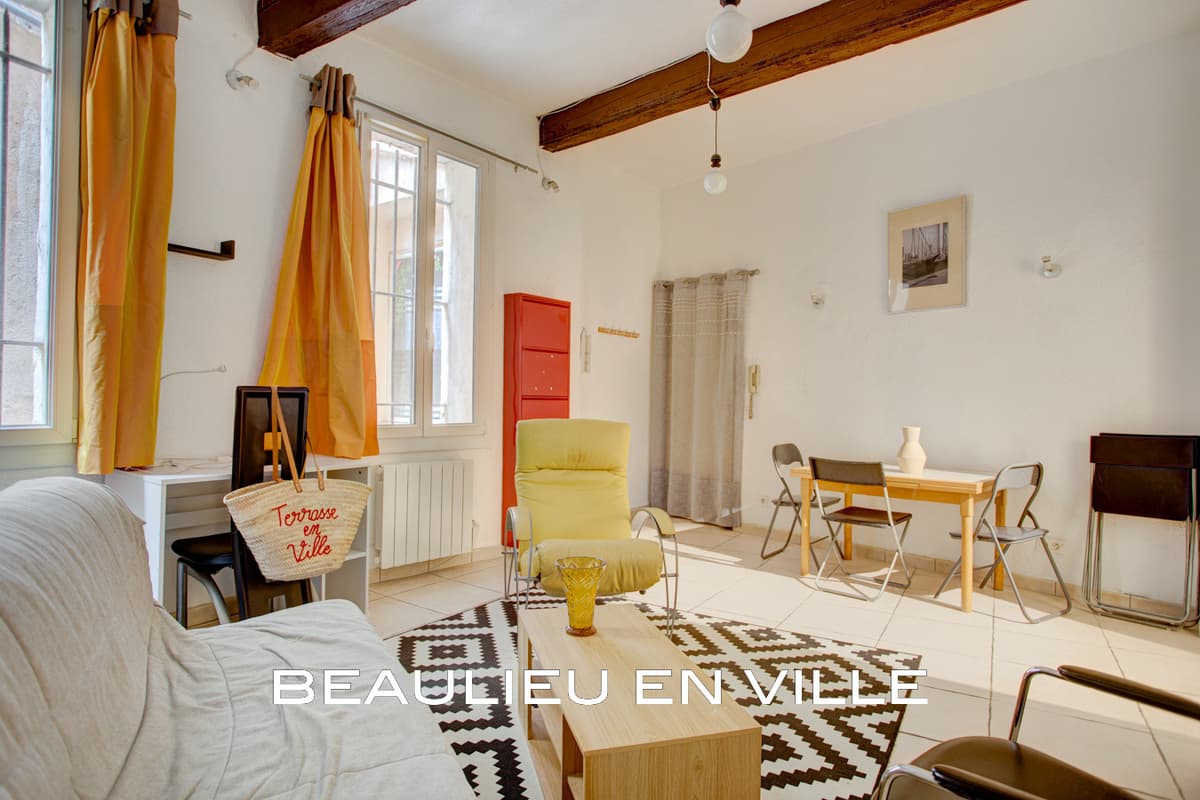 AIX-EN-PROVENCE - EXCLUSIVITE - CENTRE HISTORIQUE - T2 40 M2 - 180 000 € - 2