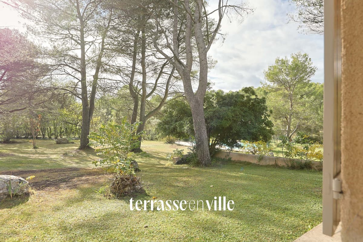 AIX-EN-PROVENCE - MAISON 194 M2 - JARDIN- PISCINE - 1 095 000 € - 3