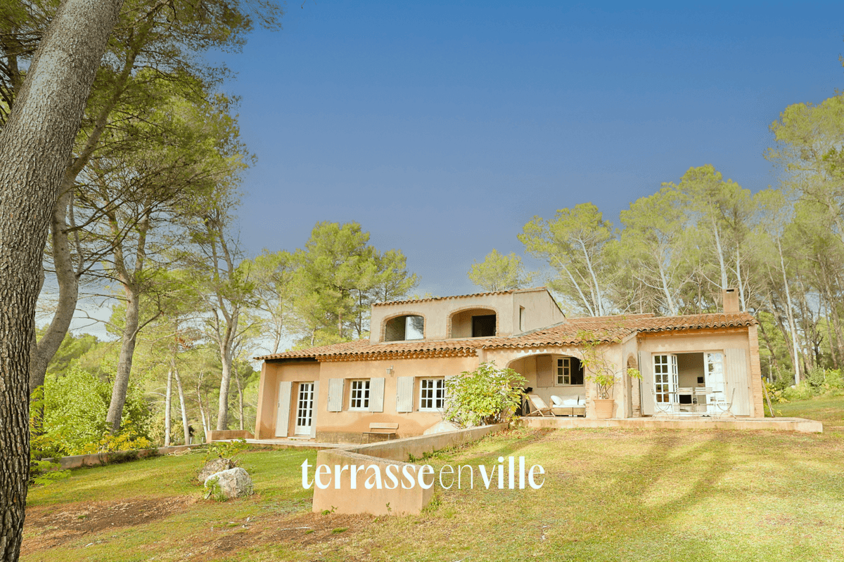 AIX-EN-PROVENCE - MAISON 194 M2 - JARDIN- PISCINE - 1 095 000 €