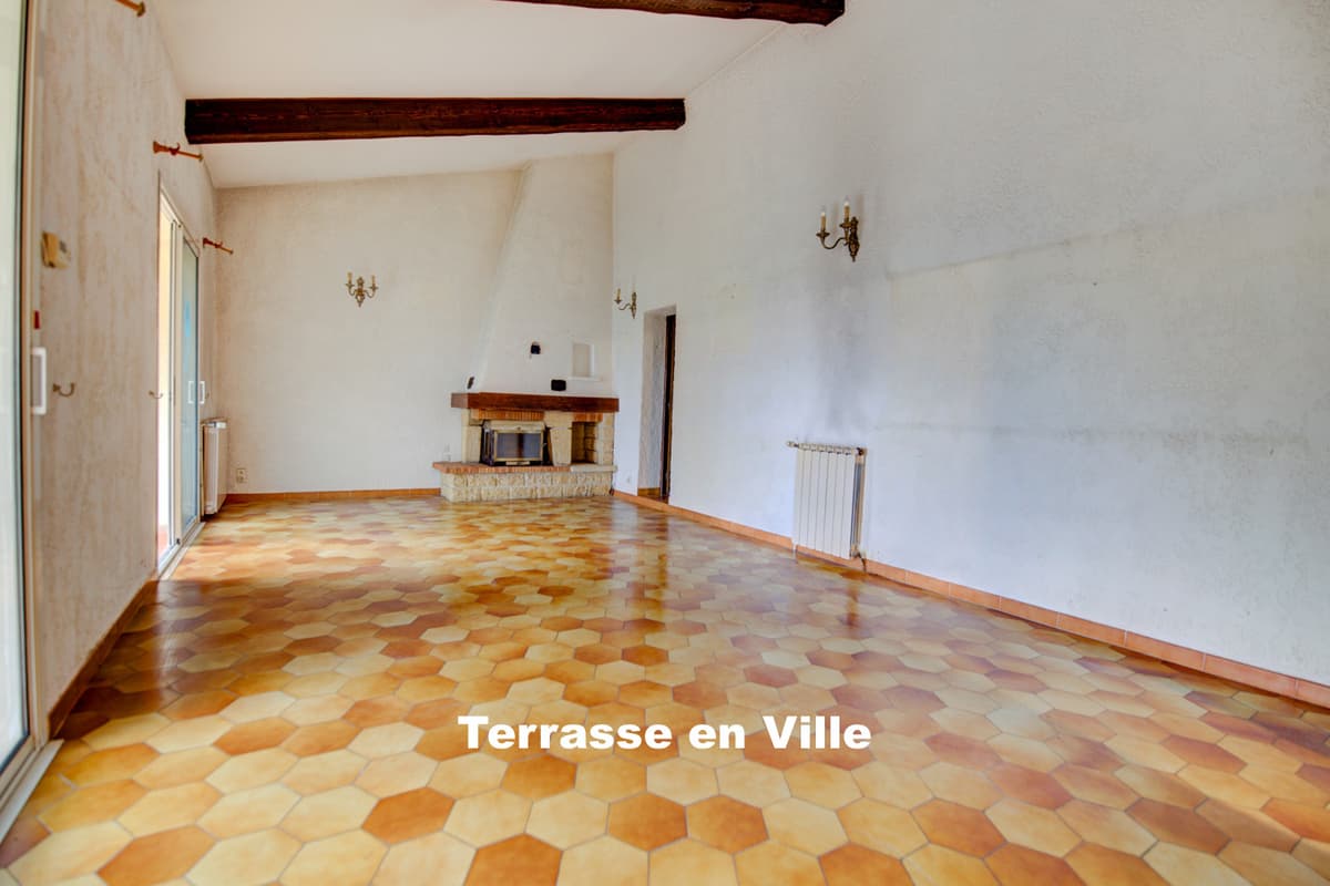 MEYREUIL - MAISON - TERRASSE - JARDIN - 462 000 € - 7