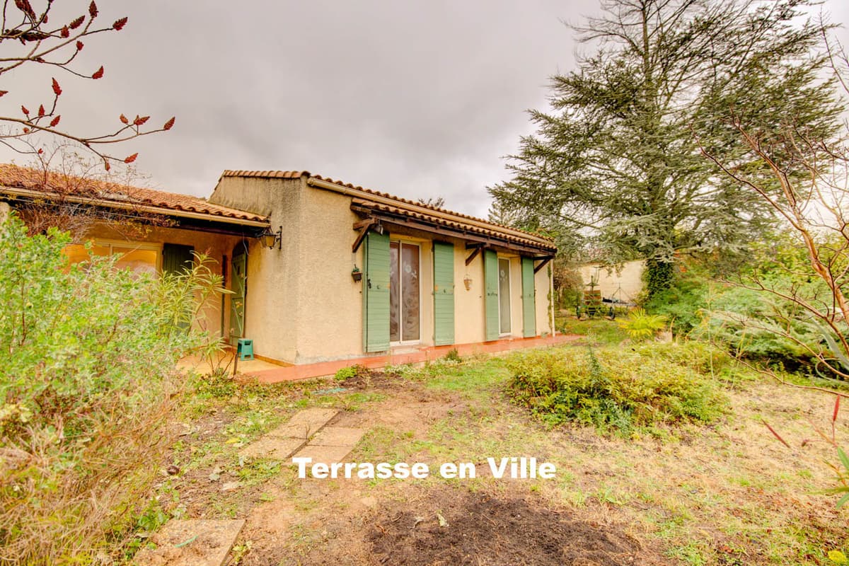 MEYREUIL - MAISON - TERRASSE - JARDIN - 462 000 € - 2
