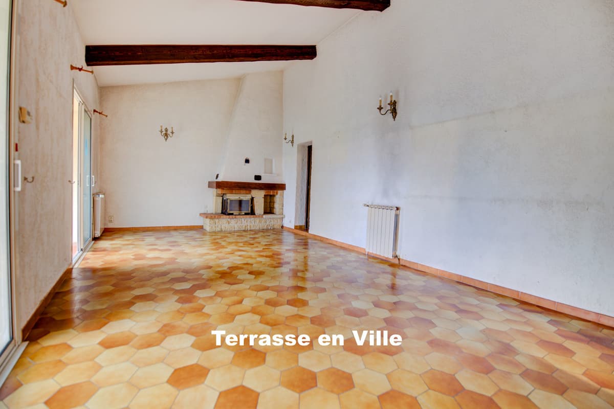 MEYREUIL - MAISON - TERRASSE - JARDIN - 462 000 € - 6