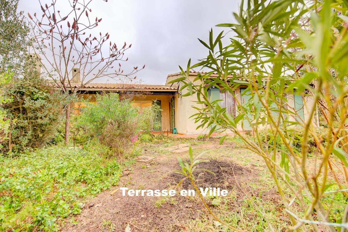 MEYREUIL - MAISON - TERRASSE - JARDIN - 462 000 € - 4