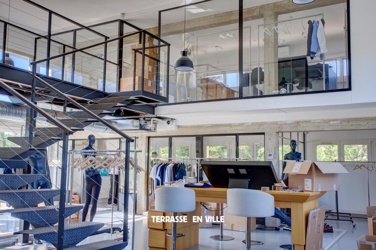 AIX-EN-PROVENCE — CELONY — ESPACE ATYPIQUE — 231 M2 — PARKING — 870 000 € - 5