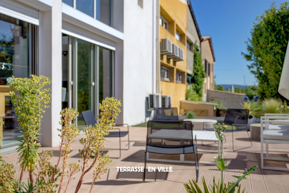 AIX-EN-PROVENCE — CELONY — ESPACE ATYPIQUE — 231 M2 — PARKING — 870 000 € - 1