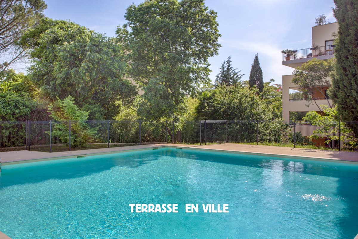EXCLUSIVITE - PIGONNET - T2 - 42 M2 - TERRASSES - PISCINE - BOXE- 335 000€ - 1